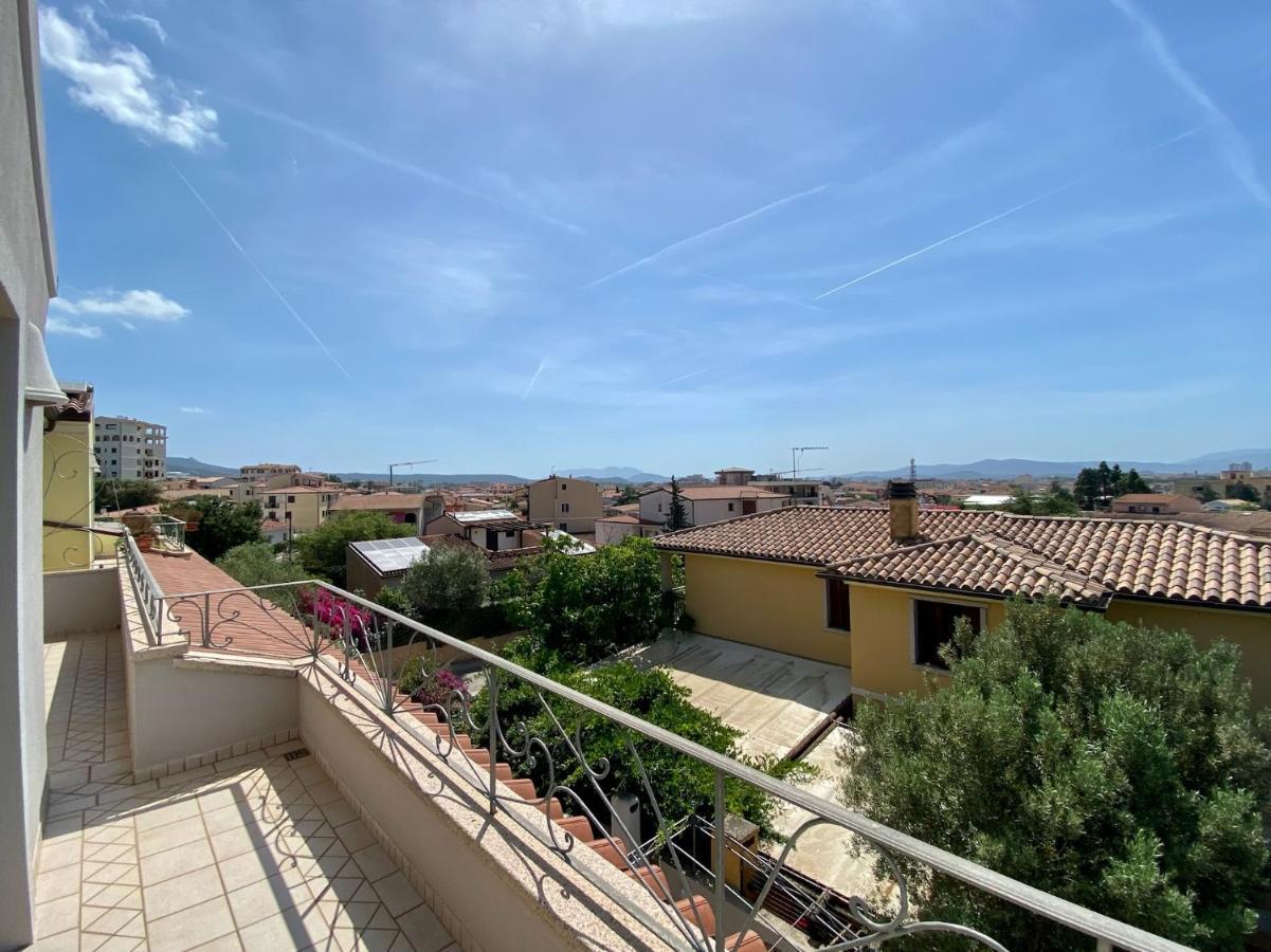 Apartamento Casa Sterlizia Olbia Exterior foto